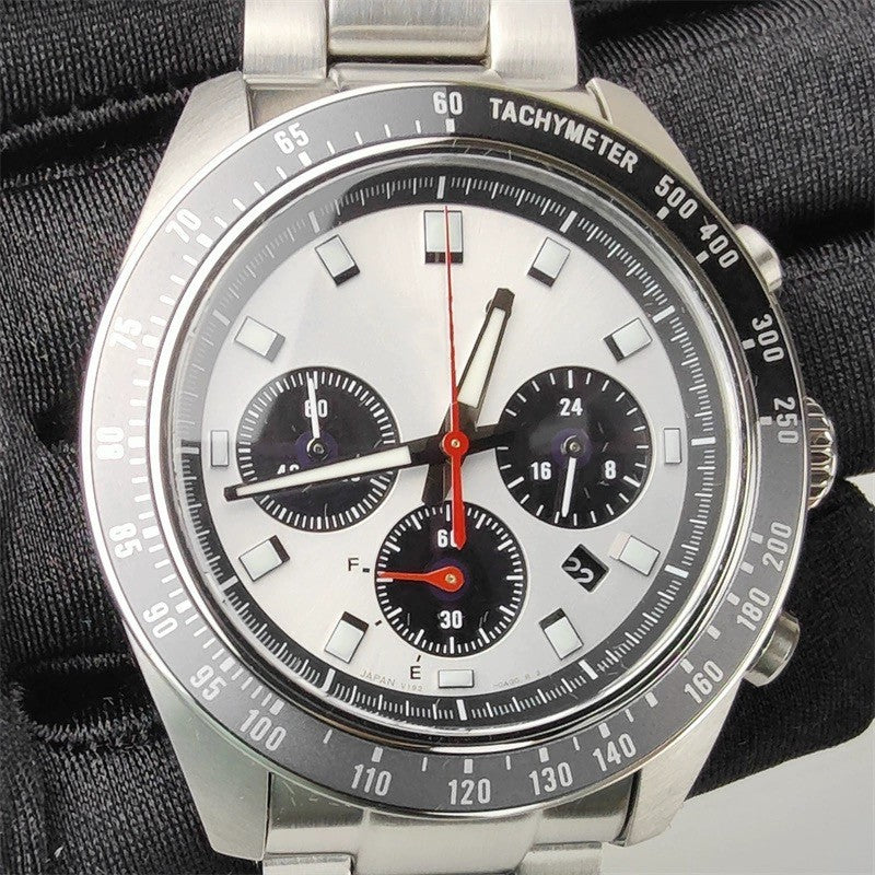 Quartz steel band watch